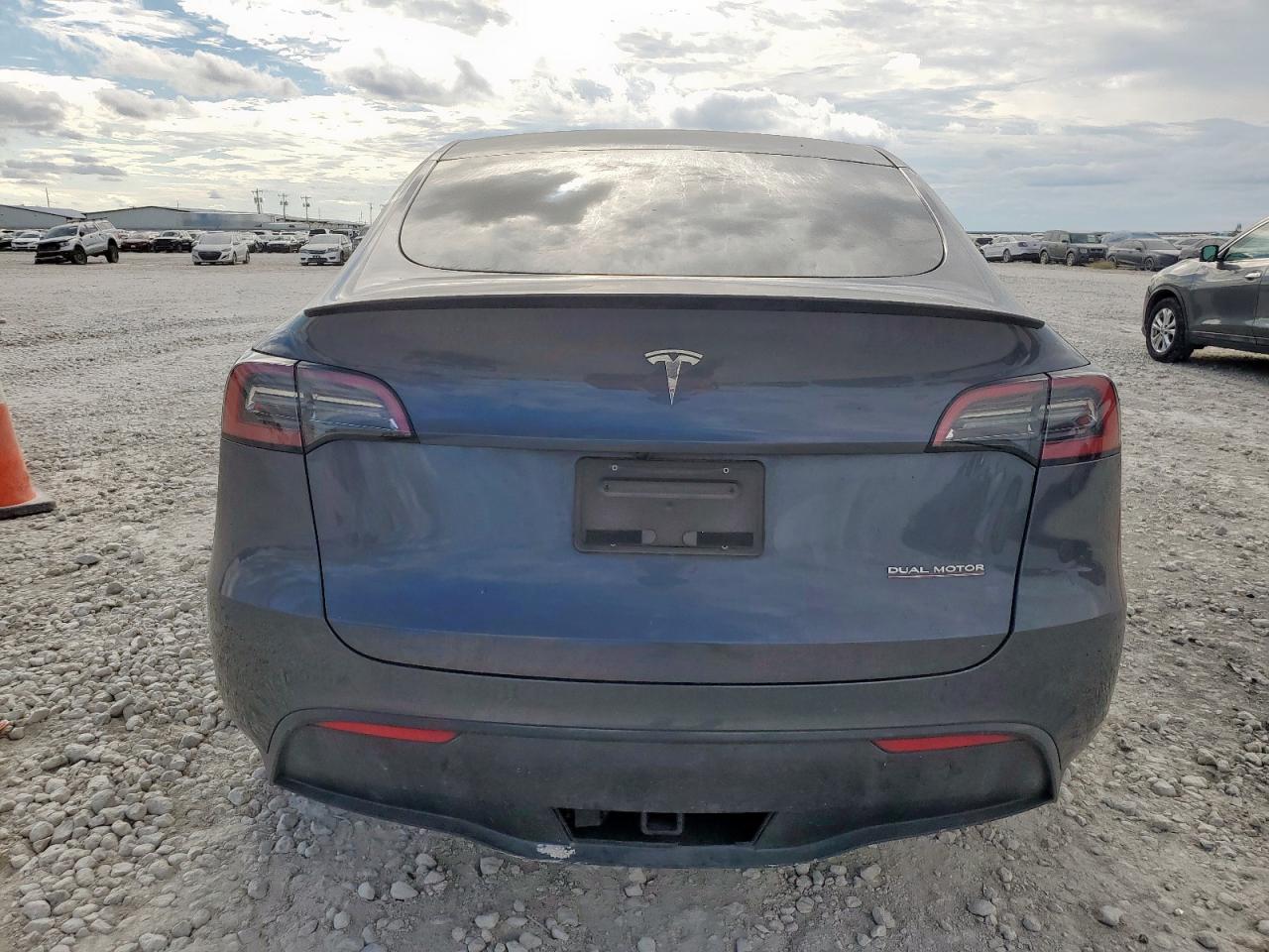2023 Tesla Model Y VIN: 7SAYGDEF3PF896859 Lot: 81439635