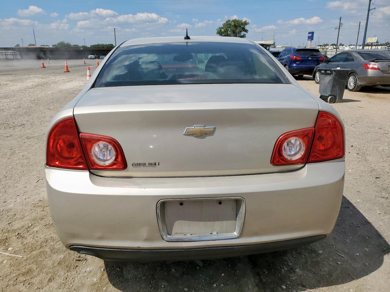 2010 Chevrolet Malibu Ls VIN: 1G1ZB5EB7AF121771 Lot: 81944755