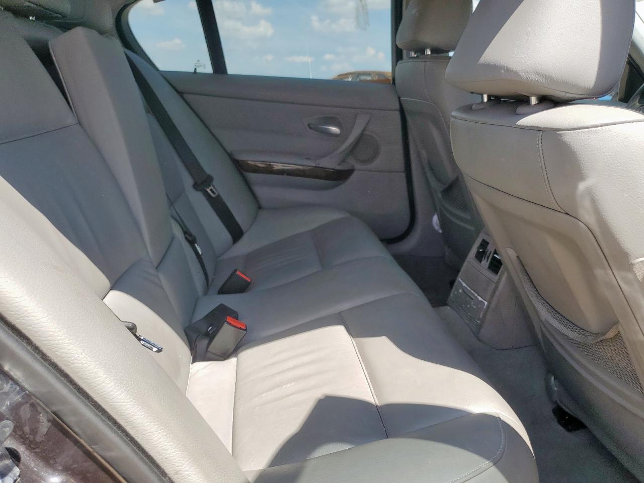 2006 BMW 330 I VIN: WBAVB33546PS14561 Lot: 80966275