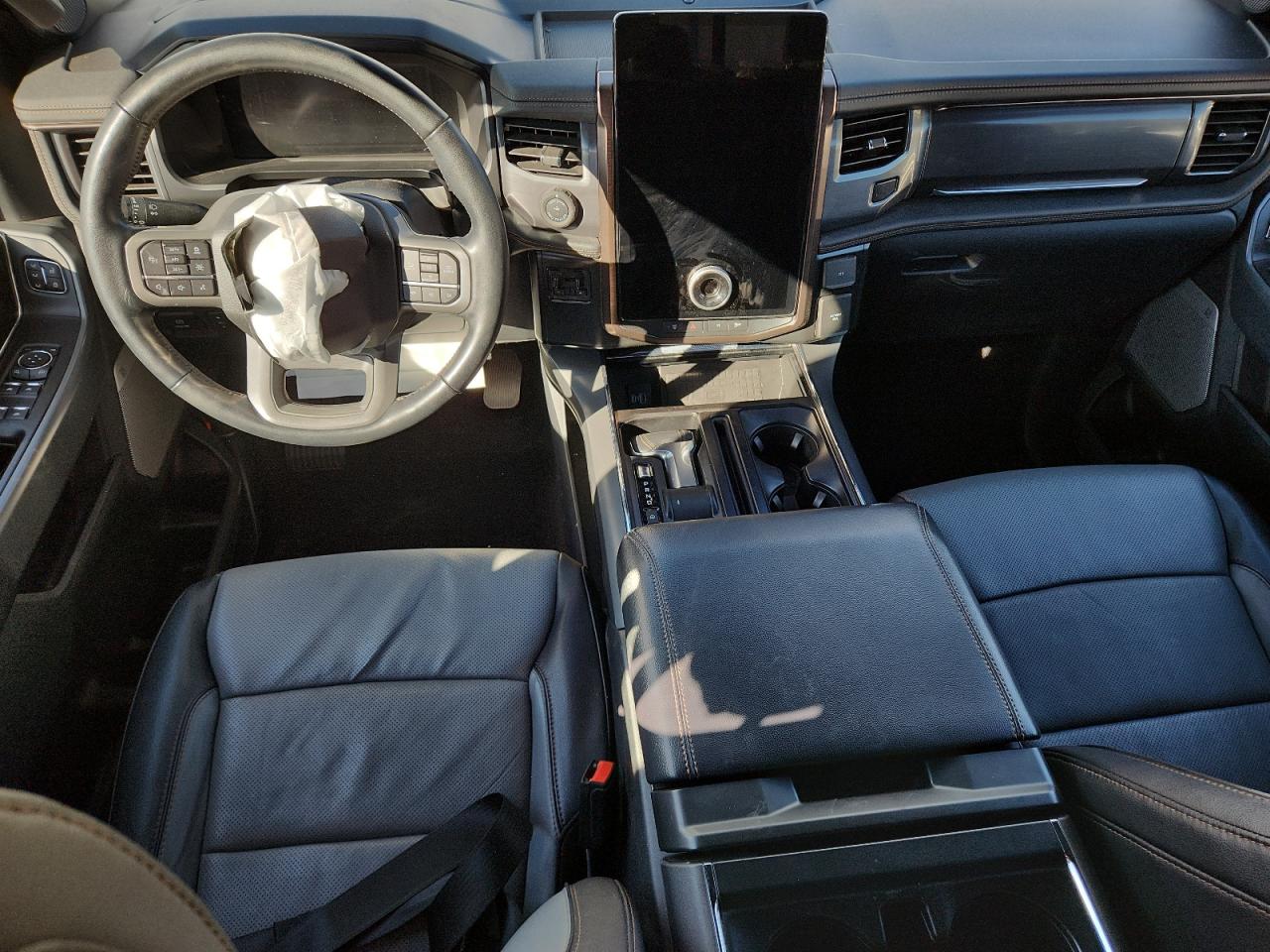 2022 Ford F150 Lightning Pro VIN: 1FTVW1EL1NWG09860 Lot: 82157145