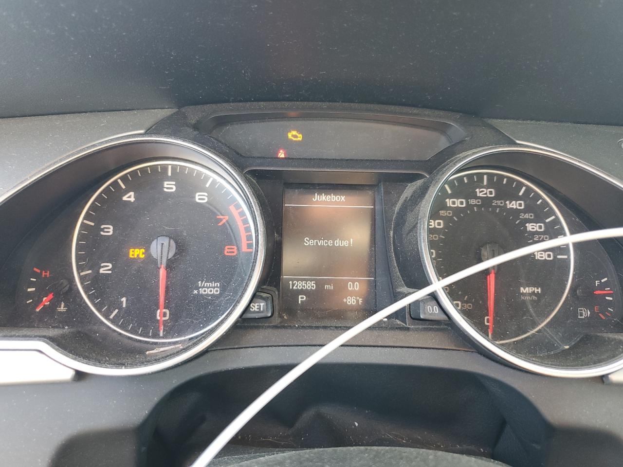 2010 Audi A5 Premium Plus VIN: WAUJFAFH3AN017737 Lot: 81344915