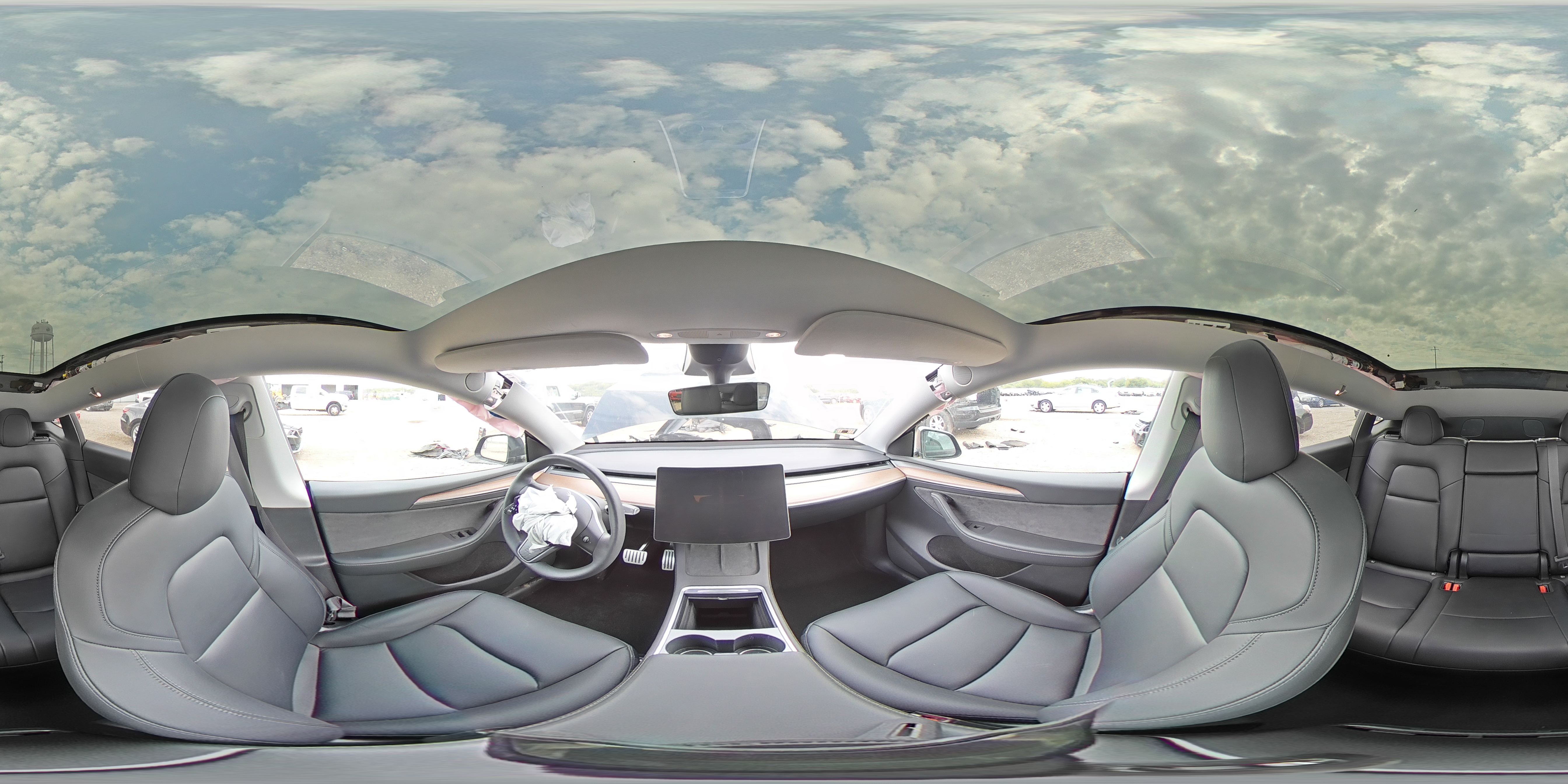 2022 Tesla Model Y VIN: 7SAYGDEF7NF562623 Lot: 70986055