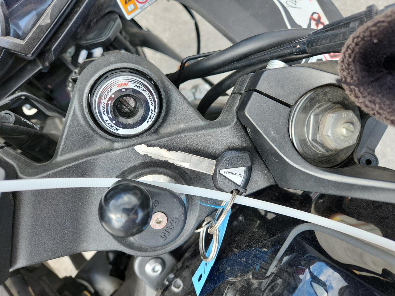 2017 Kawasaki Zx1000 W VIN: JKAZXCW17HA003241 Lot: 81850305