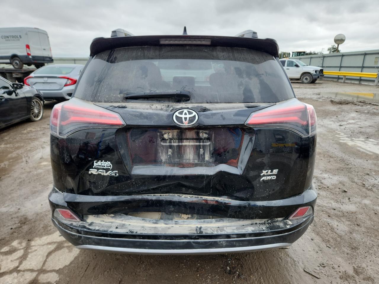 2017 Toyota Rav4 Xle VIN: 2T3RFREV9HW690112 Lot: 81689575