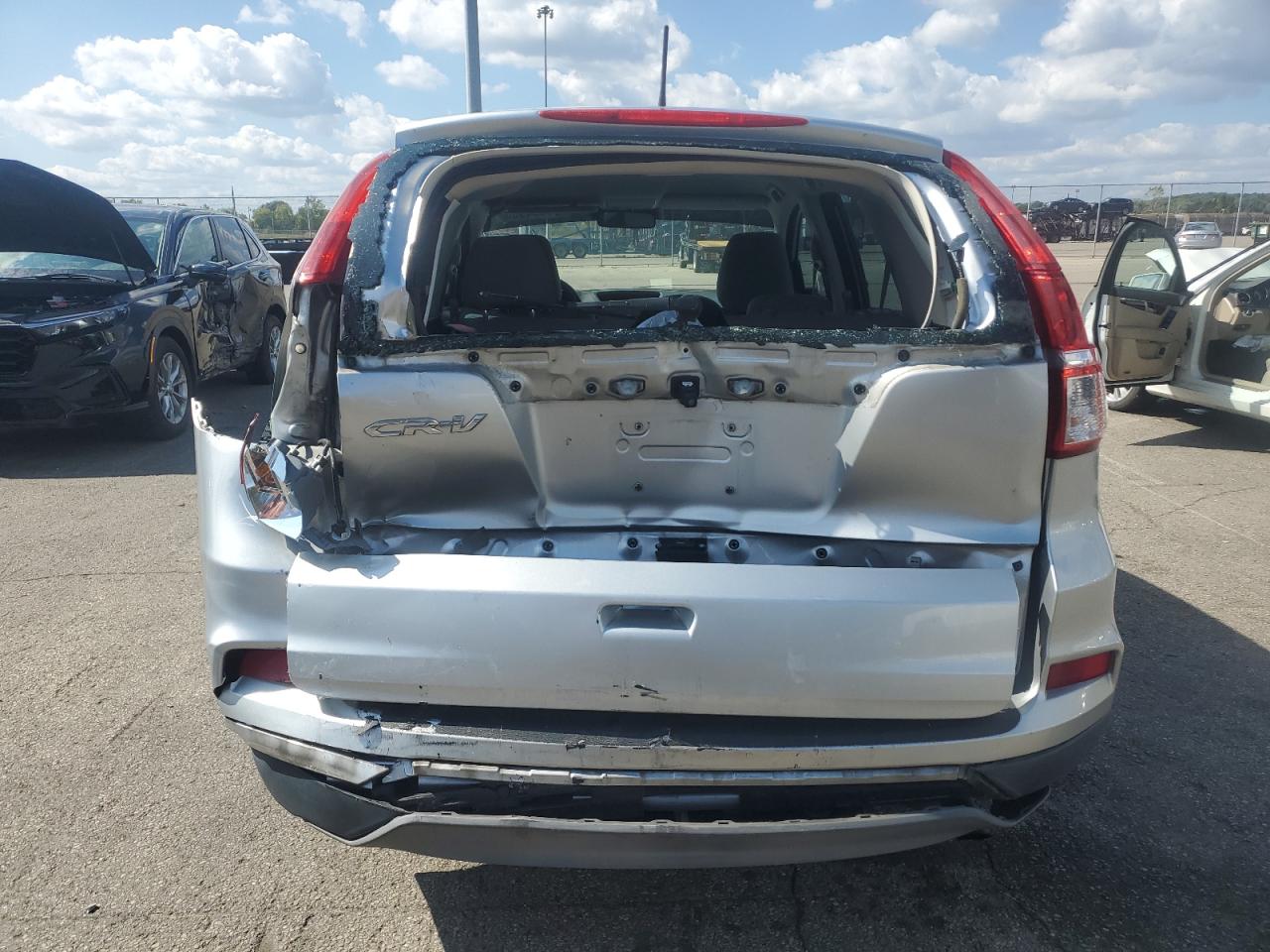 2015 Honda Cr-V Lx VIN: 3CZRM3H38FG717529 Lot: 81454905