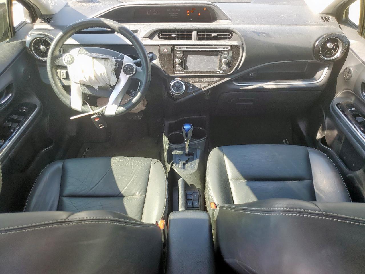 2016 Toyota Prius C VIN: JTDKDTB39G1130210 Lot: 84711425