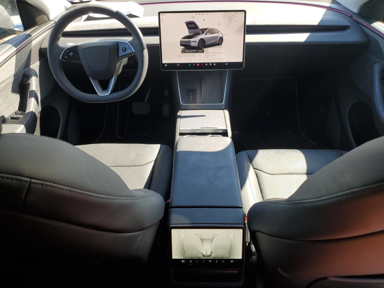 2026 Tesla Model Y VIN: 7SAYGDEE6TF326131 Lot: 71274055