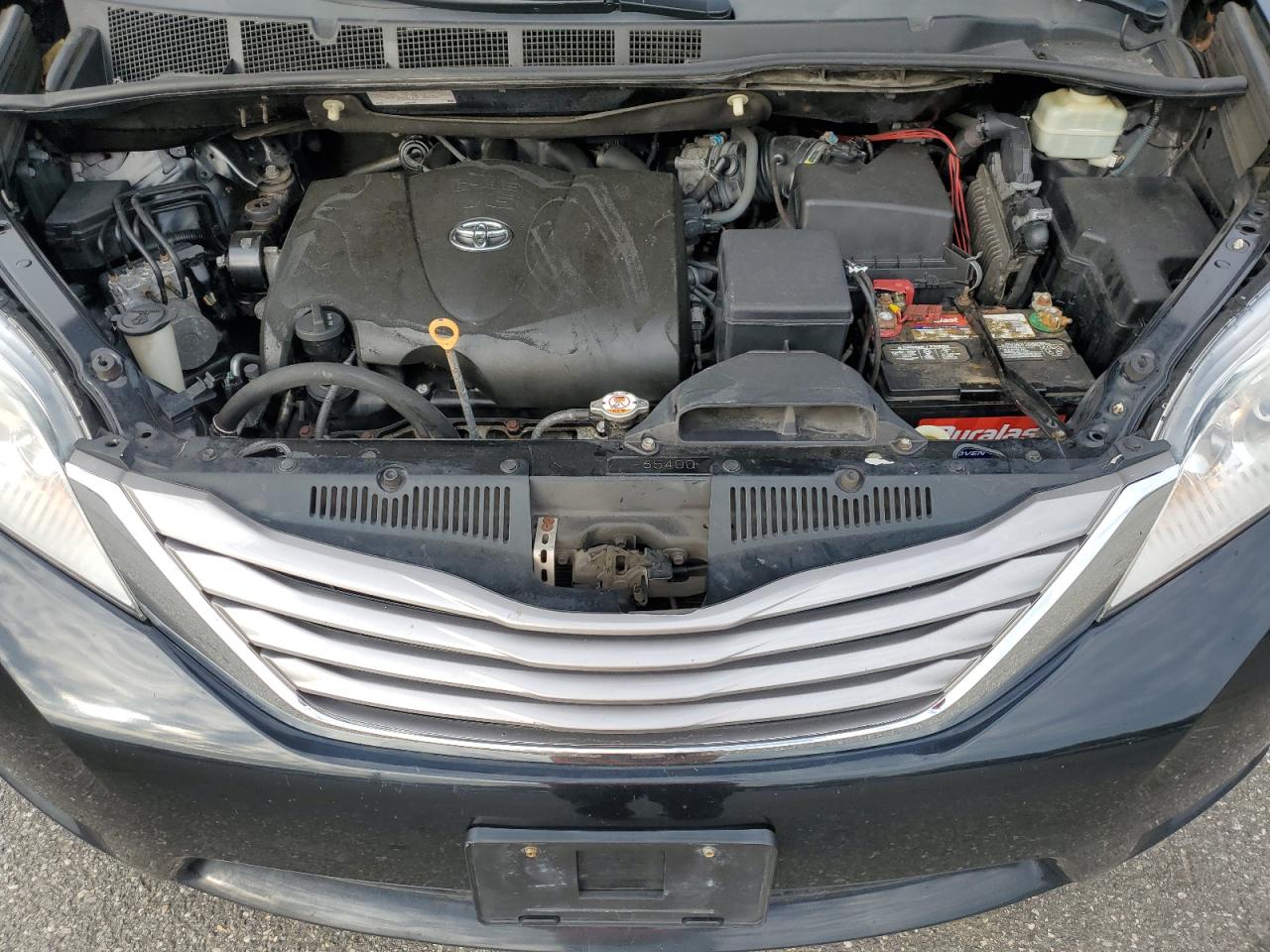 2017 Toyota Sienna Xle VIN: 5TDYZ3DC8HS830233 Lot: 84717775