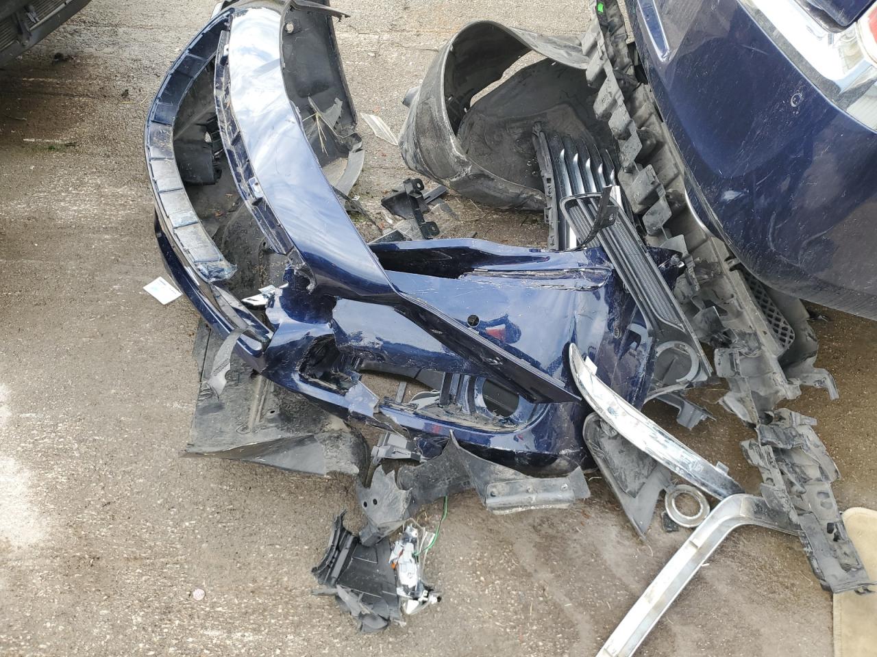 2014 Chrysler 300C VIN: 2C3CCAEG1EH308561 Lot: 69813255