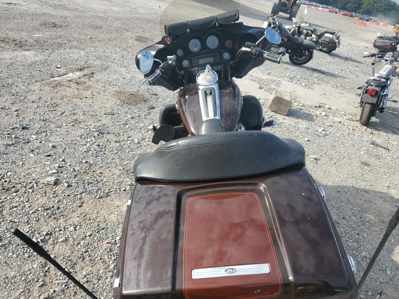 2011 Harley-Davidson Flhtcu VIN: 1HD1FC413BB612299 Lot: 80691295