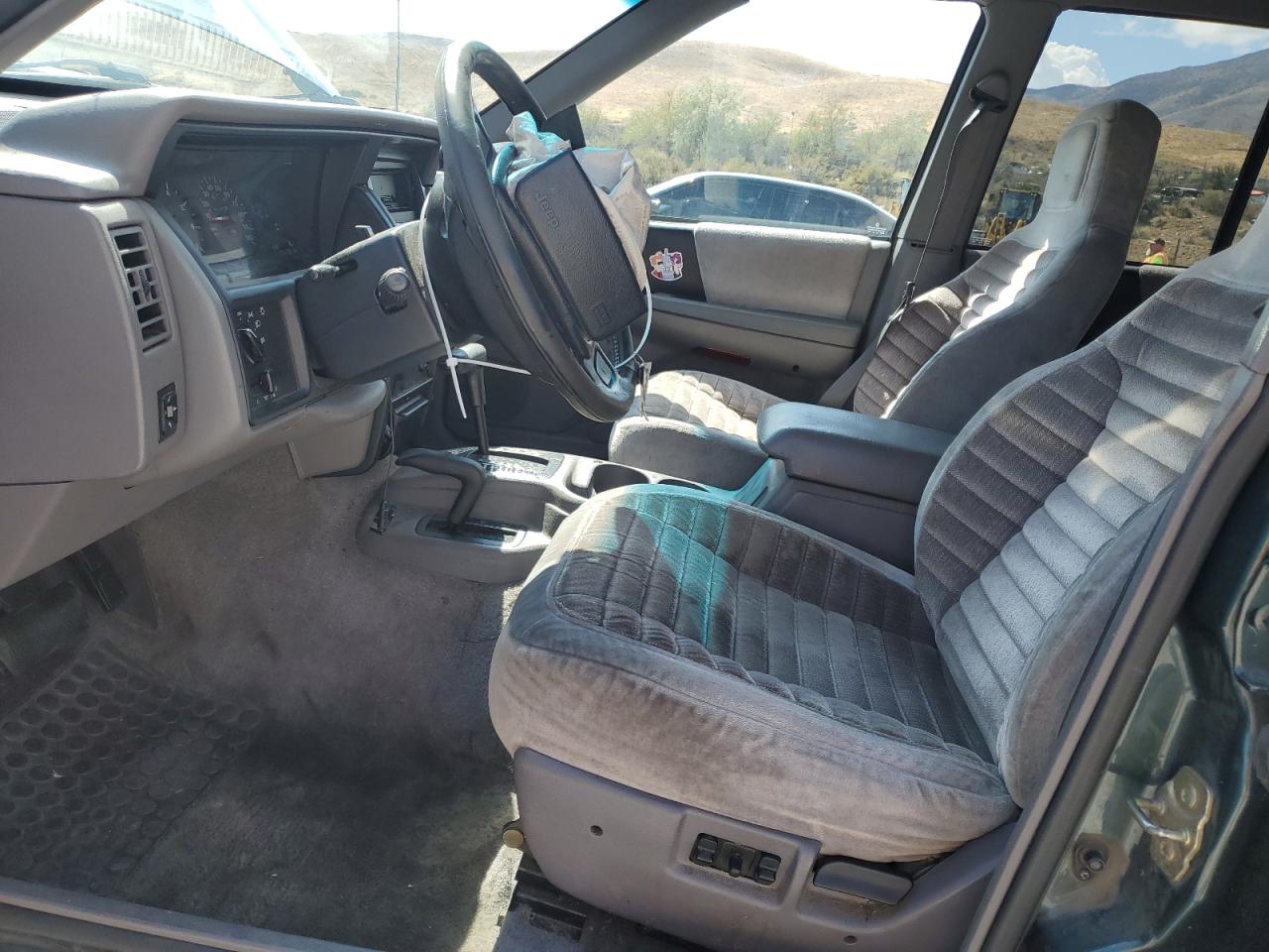 1995 Jeep Grand Cherokee Laredo VIN: 1J4GZ58Y1SC758744 Lot: 80314815