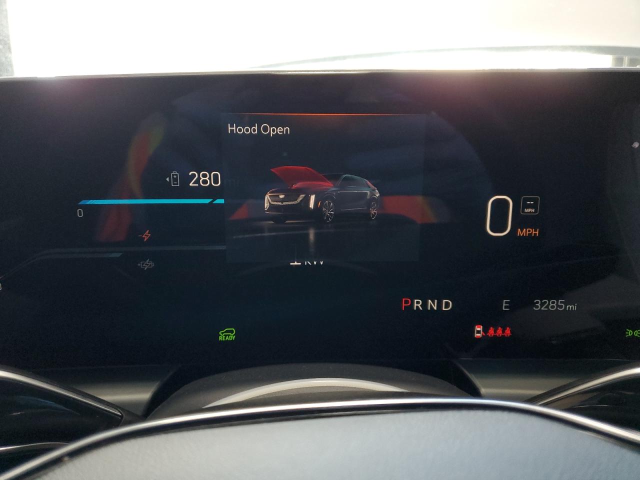 2024 Cadillac Lyriq Luxury VIN: 1GYKPPRL8RZ121128 Lot: 82098965