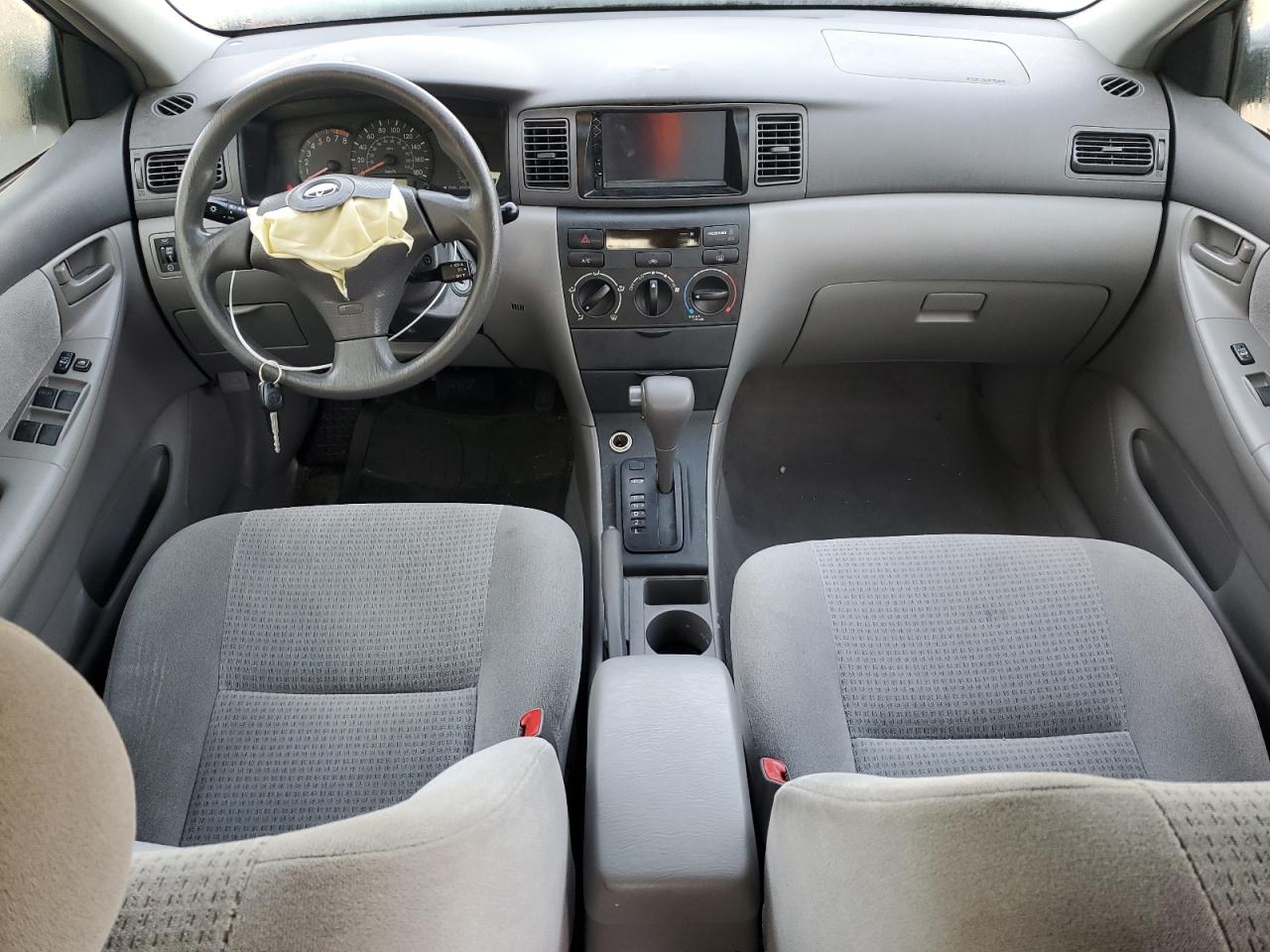 2005 Toyota Corolla Ce VIN: 2T1BR32E45C877211 Lot: 84207945