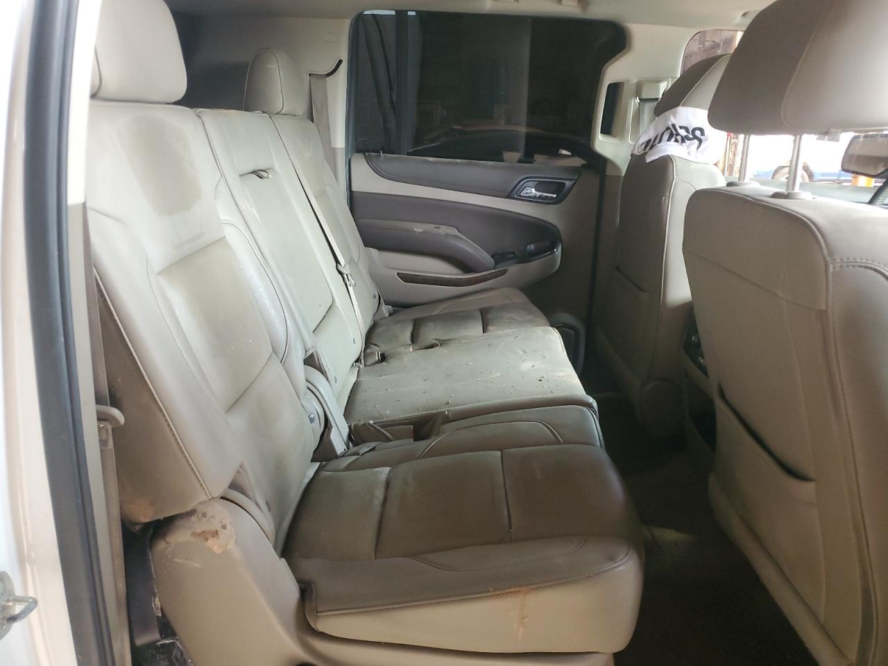 2016 Chevrolet Suburban C1500 Lt VIN: 1GNSCHKCXGR417368 Lot: 81095765