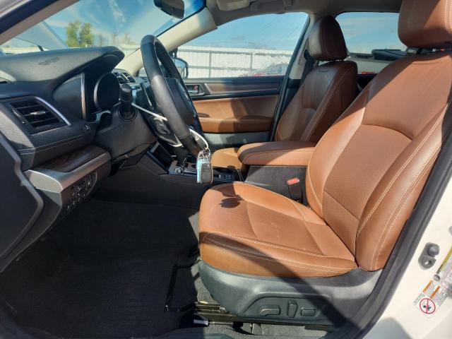  SUBARU OUTBACK 2018 Biały
