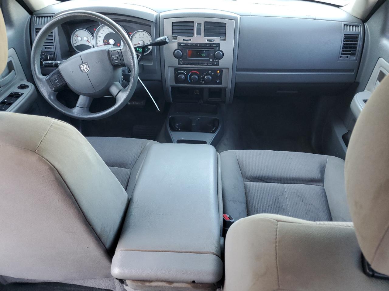 2006 Dodge Dakota Quad Slt VIN: 1D7HE48N56S556321 Lot: 84649575