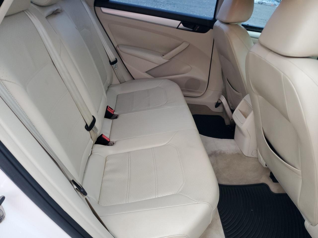 2012 Volkswagen Passat Se VIN: 1VWBH7A3XCC060984 Lot: 81841745