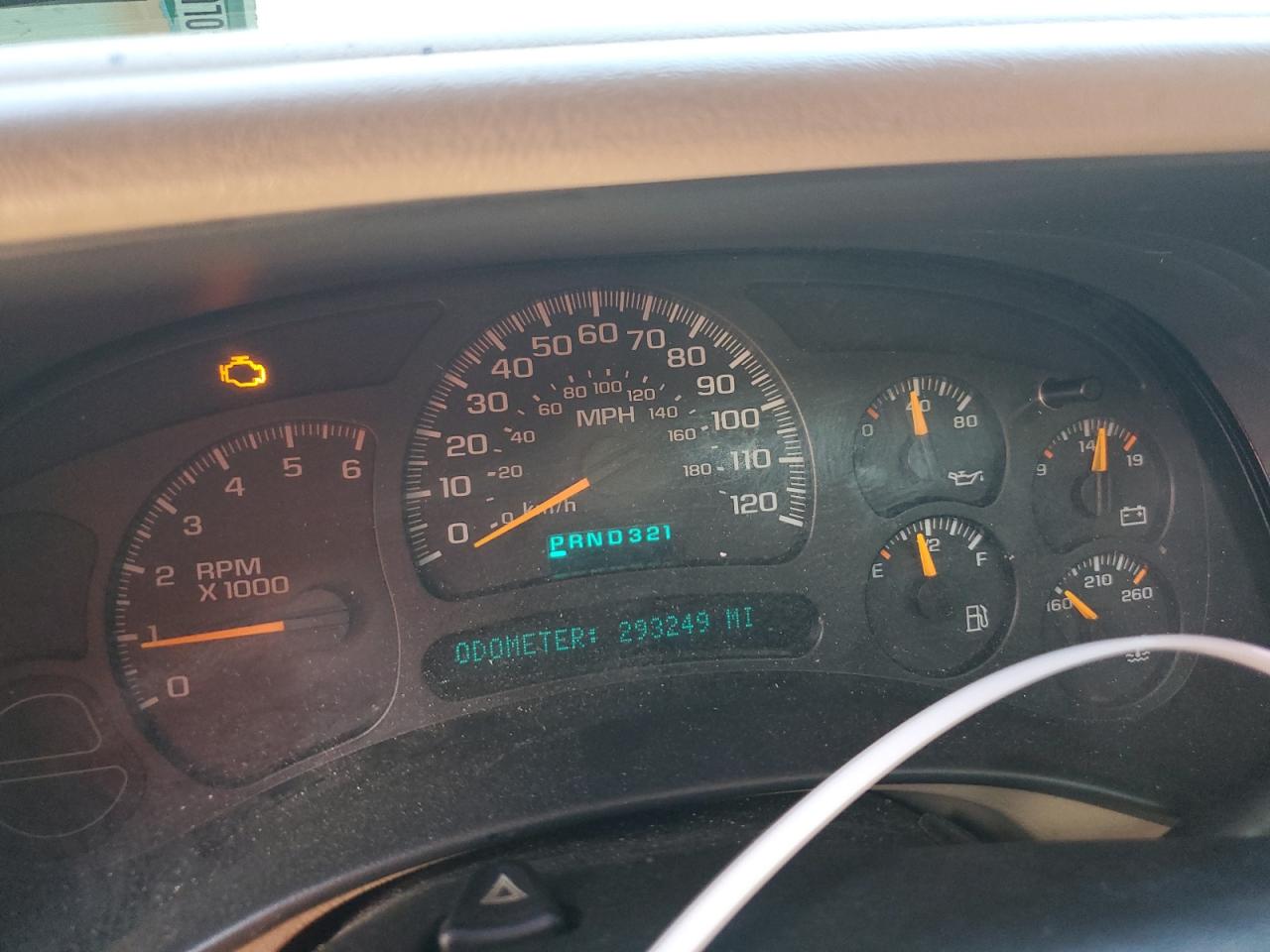 2004 GMC Yukon VIN: 1GKEC13Z64J331702 Lot: 71738475