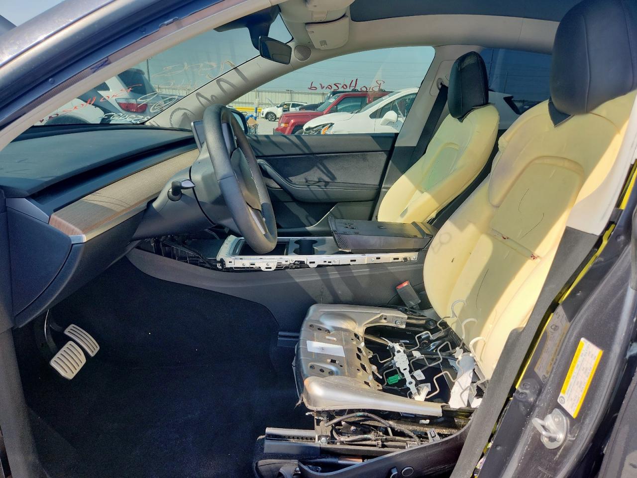 2022 Tesla Model Y VIN: 7SAYGDEF9NF352427 Lot: 71035525