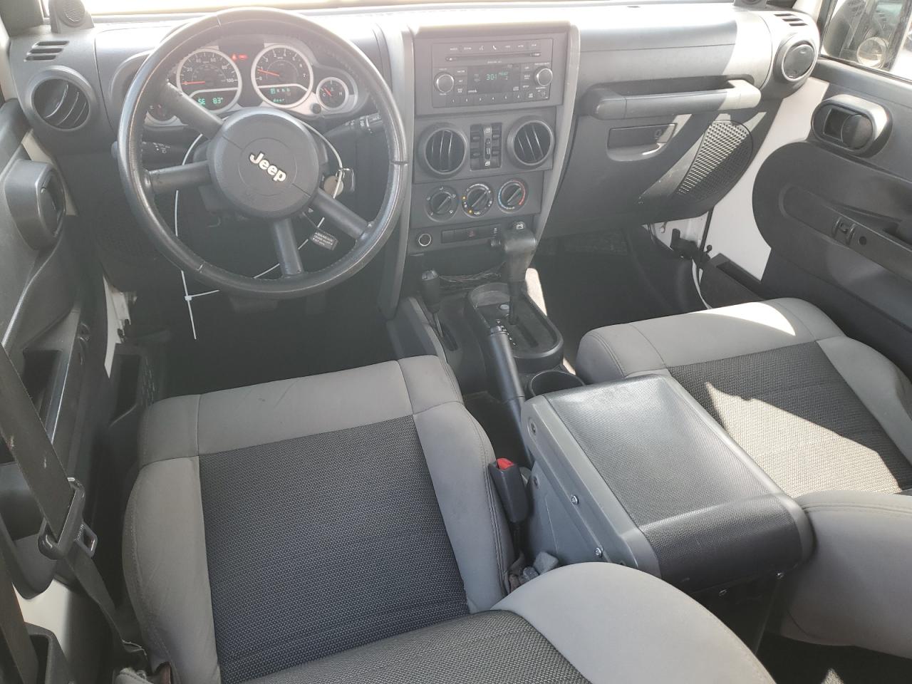 2010 Jeep Wrangler Unlimited Sport VIN: 1J4BA3H16AL231550 Lot: 82060995