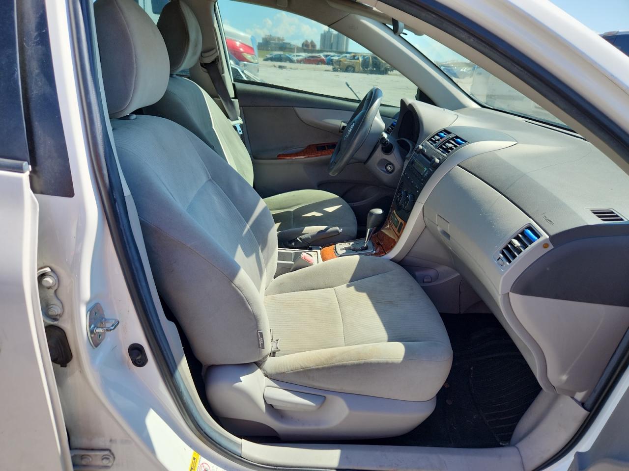 2009 Toyota Corolla Base VIN: 1NXBU40E19Z003264 Lot: 84290815