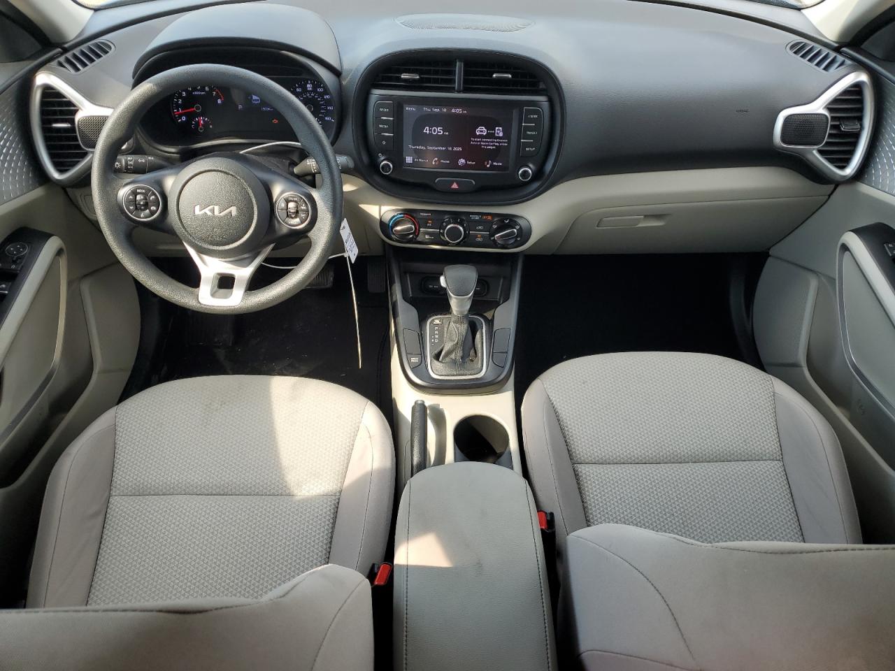 2022 Kia Soul Lx VIN: KNDJ23AU8N7812128 Lot: 81338035