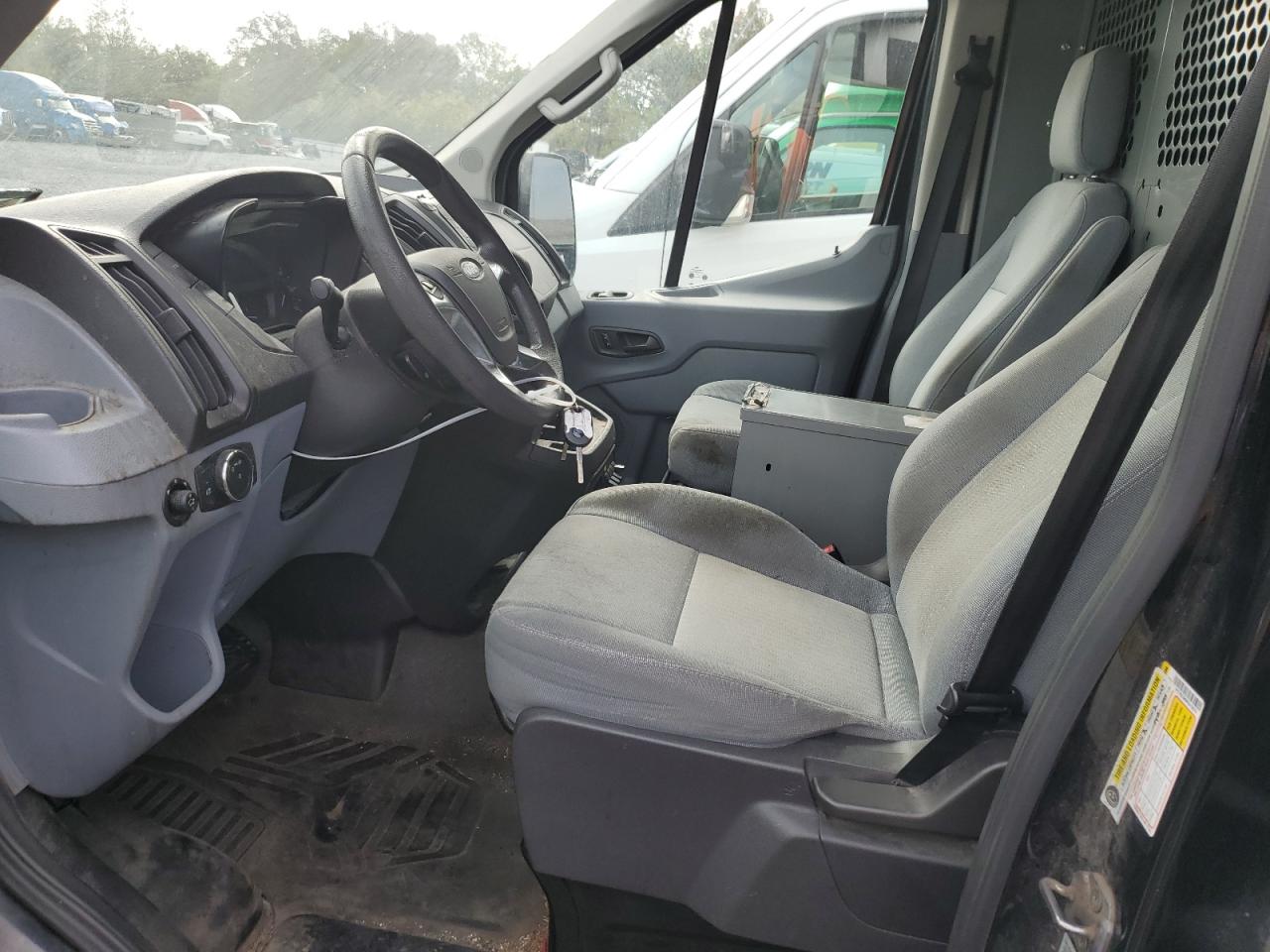 2015 Ford Transit T-250 VIN: 1FTYR2CM9FKA75876 Lot: 80177095