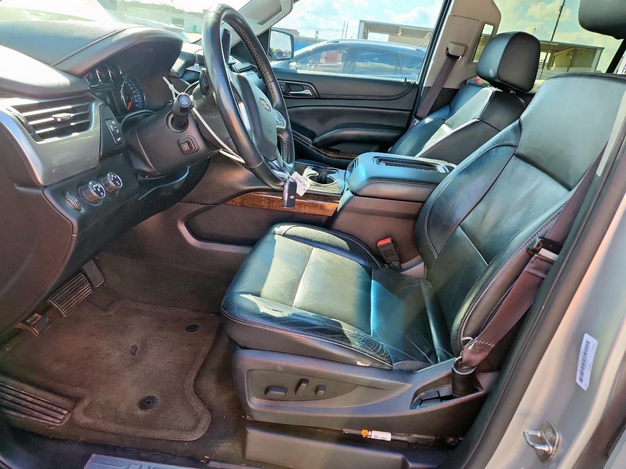 2015 Chevrolet Suburban K1500 Lt VIN: 1GNSKJKC8FR532382 Lot: 81483035