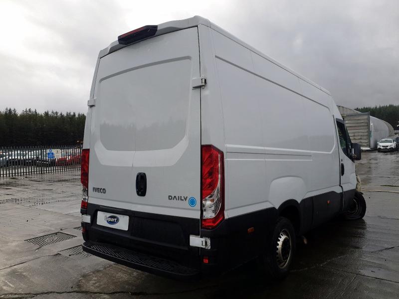 2022 IVECO DAILY 35S14B 