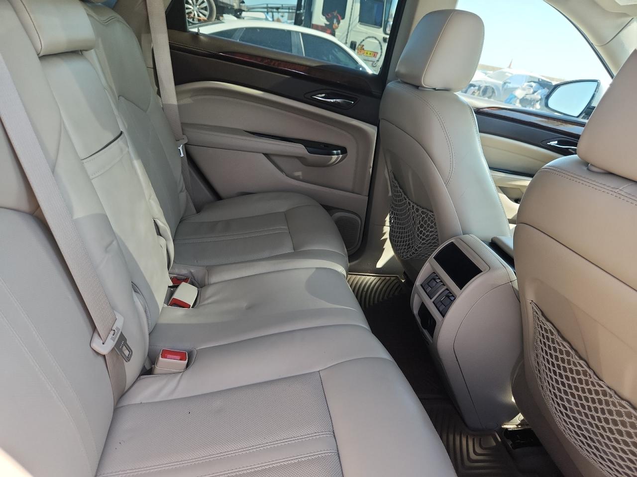 2015 Cadillac Srx Luxury Collection VIN: 3GYFNBE35FS545830 Lot: 72070345