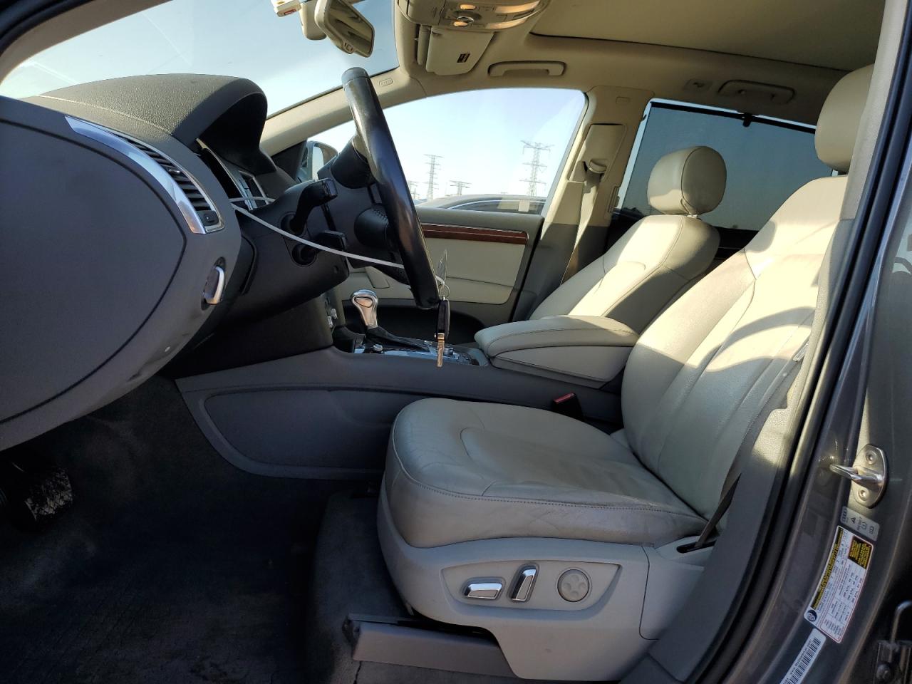 2013 Audi Q7 Premium Plus VIN: WA1LGAFE5DD010680 Lot: 84471465