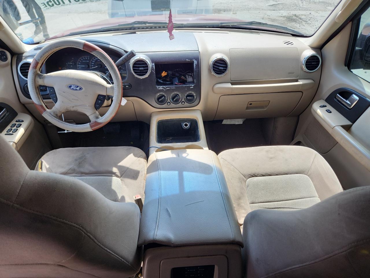 2004 Ford Expedition Xlt VIN: 1FMRU15W34LB82730 Lot: 83951105