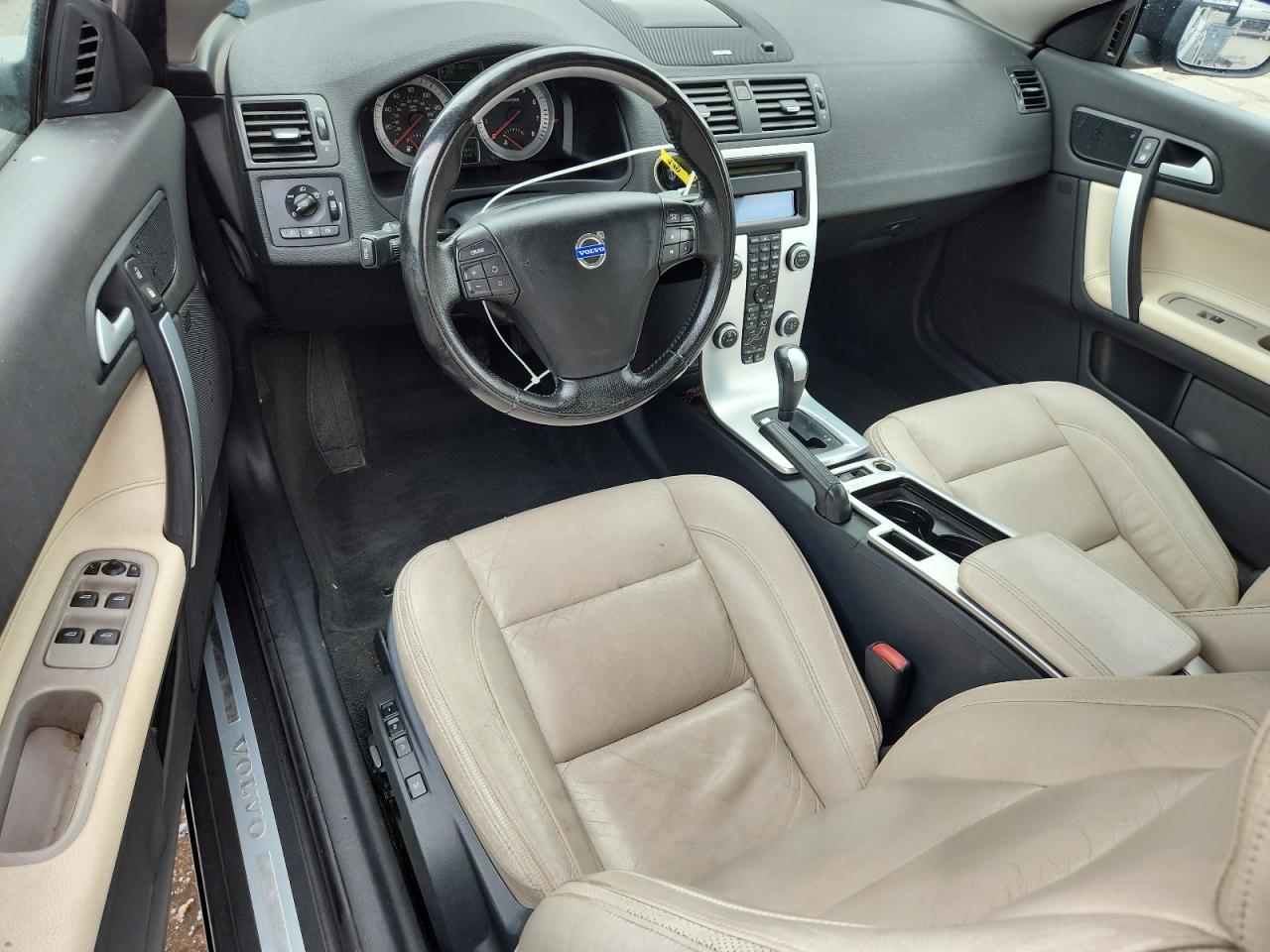 2011 Volvo C70 T5 VIN: YV1672MC7BJ114705 Lot: 71746555