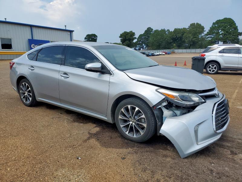  TOYOTA AVALON 2016 Серебристый