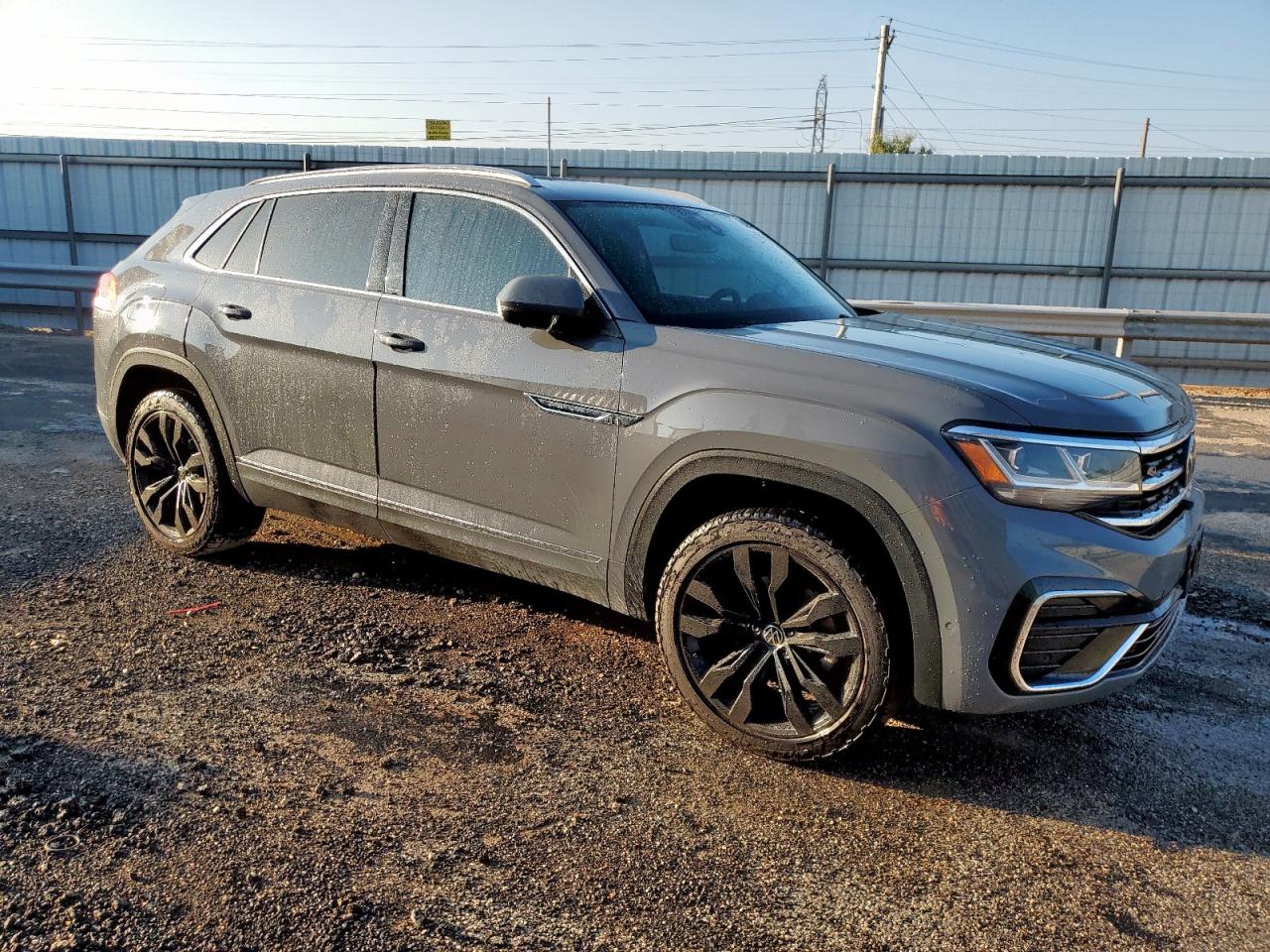 2022 Volkswagen Atlas Cross Sport Sel Premium R-Line VIN: 1V2FE2CA0NC205849 Lot: 71525945