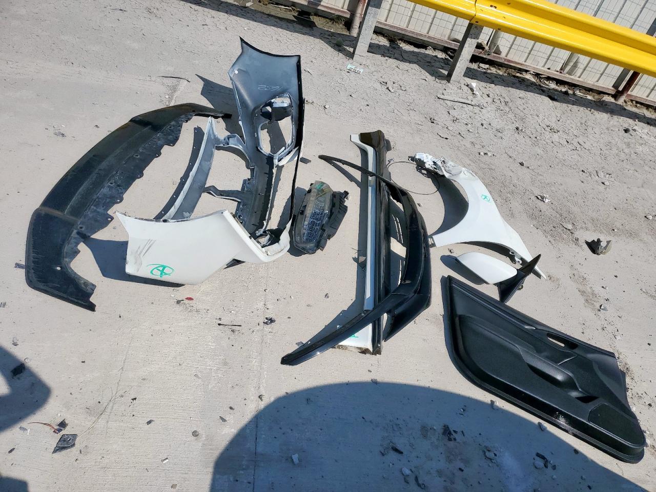 2018 Honda Civic Sport Touring VIN: SHHFK7H93JU205829 Lot: 80558335