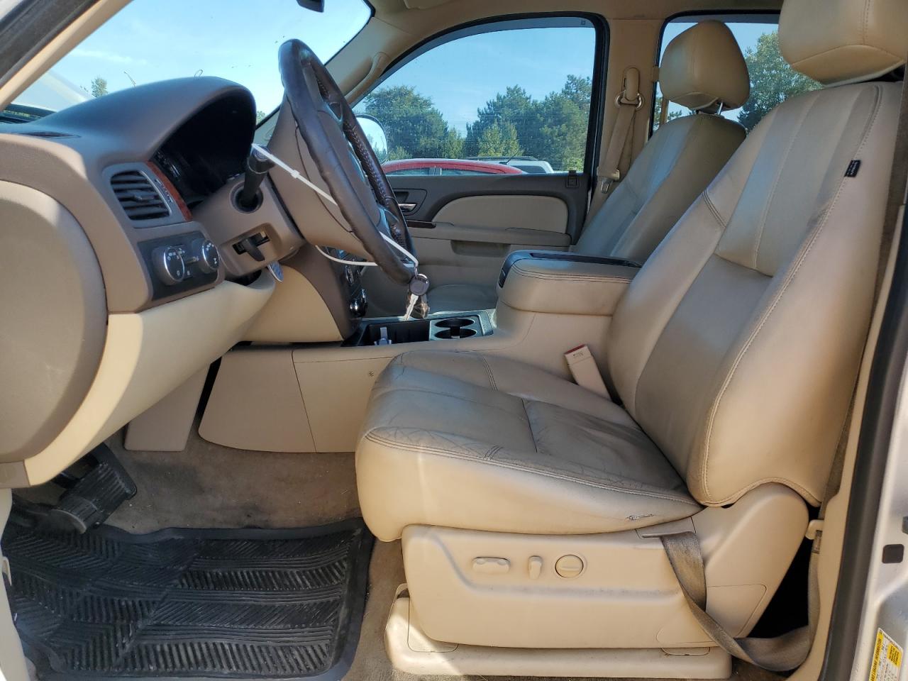 2014 Chevrolet Tahoe K1500 Lt VIN: 1GNSKBE02ER180471 Lot: 81106905