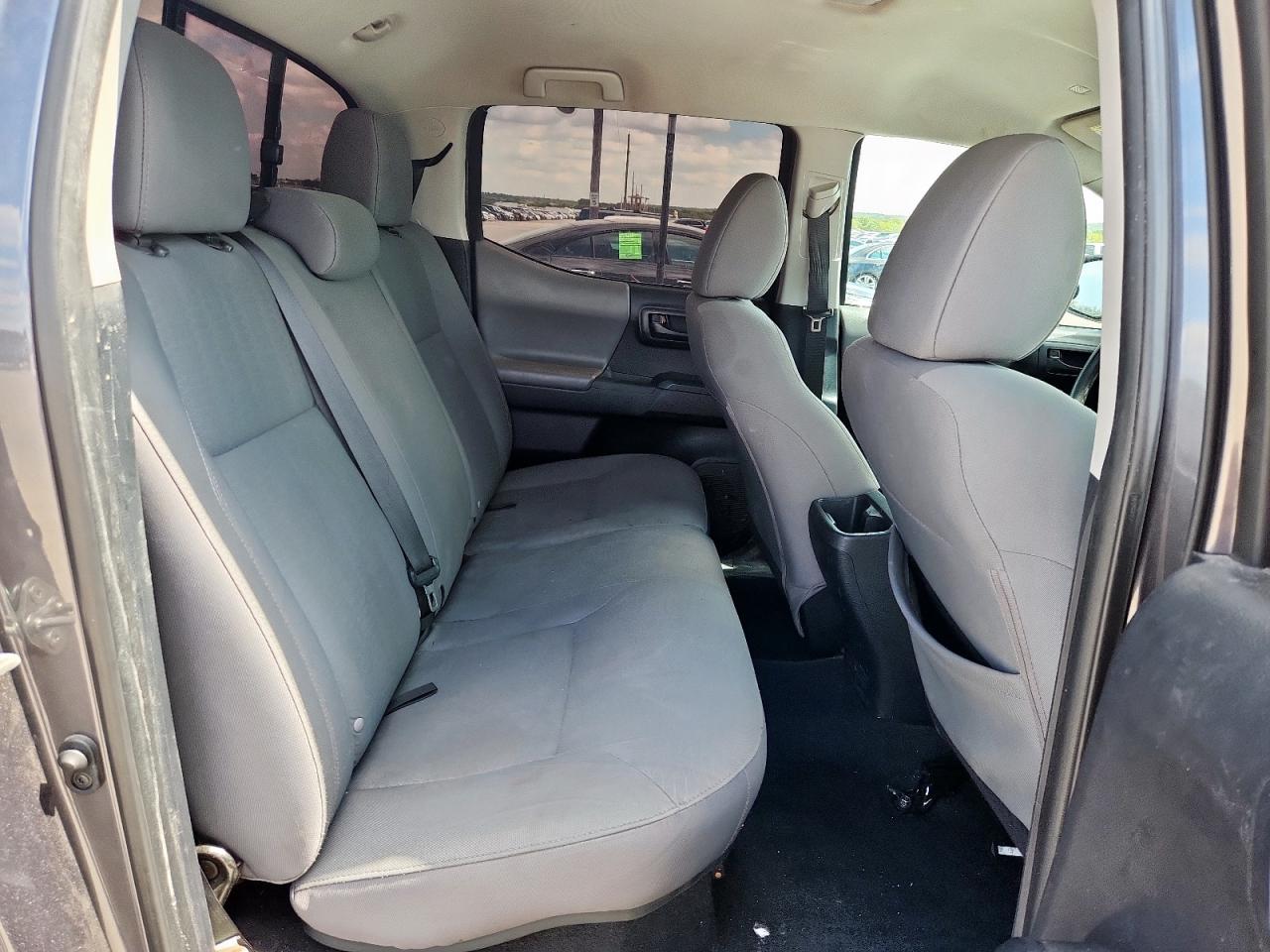 2019 Toyota Tacoma Double Cab VIN: 5TFAX5GN4KX138357 Lot: 81368095