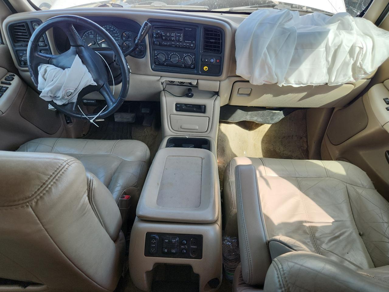 2002 Chevrolet Suburban K1500 VIN: 3GNFK16T22G263950 Lot: 71591945
