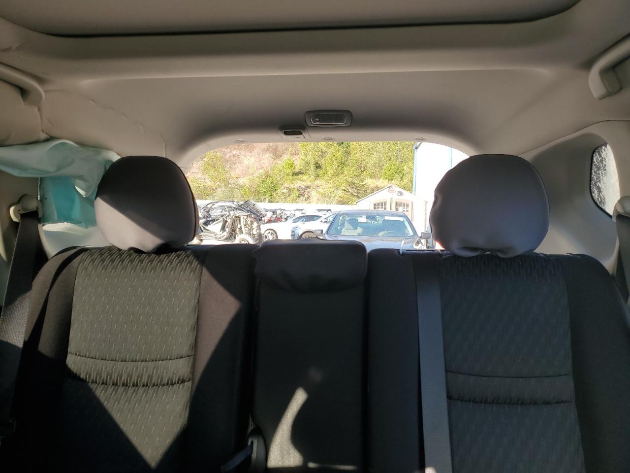 2019 Nissan Rogue S VIN: JN8AT2MV5KW373441 Lot: 71983495