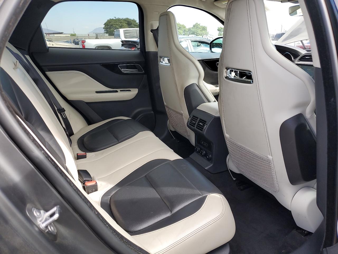 2020 Jaguar F-Pace R - Sport VIN: SADCL2FXXLA617364 Lot: 81697855