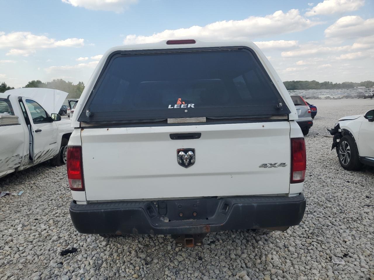 car-image car-image