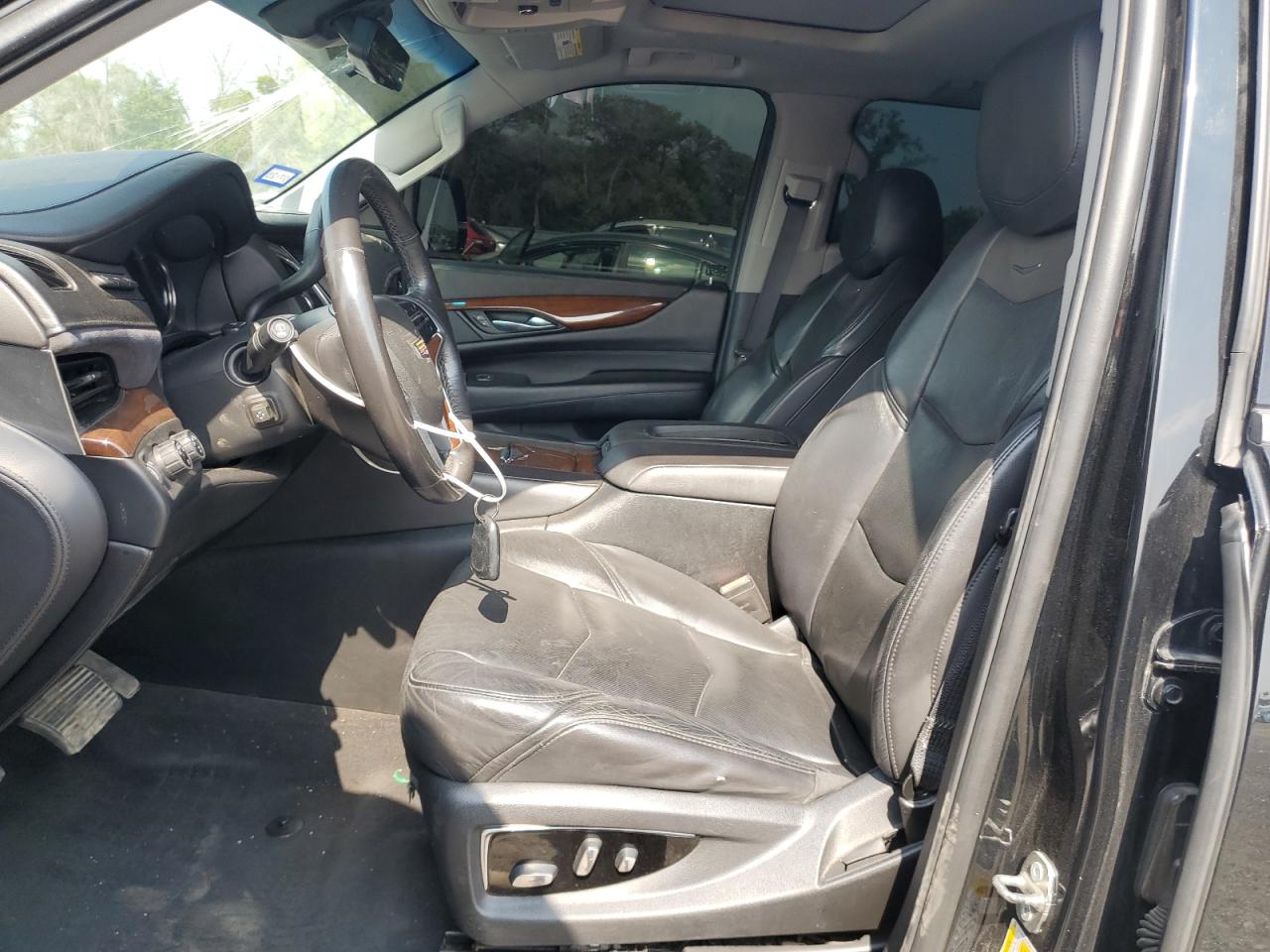 2018 Cadillac Escalade Luxury VIN: 1GYS4BKJ4JR360779 Lot: 71508865