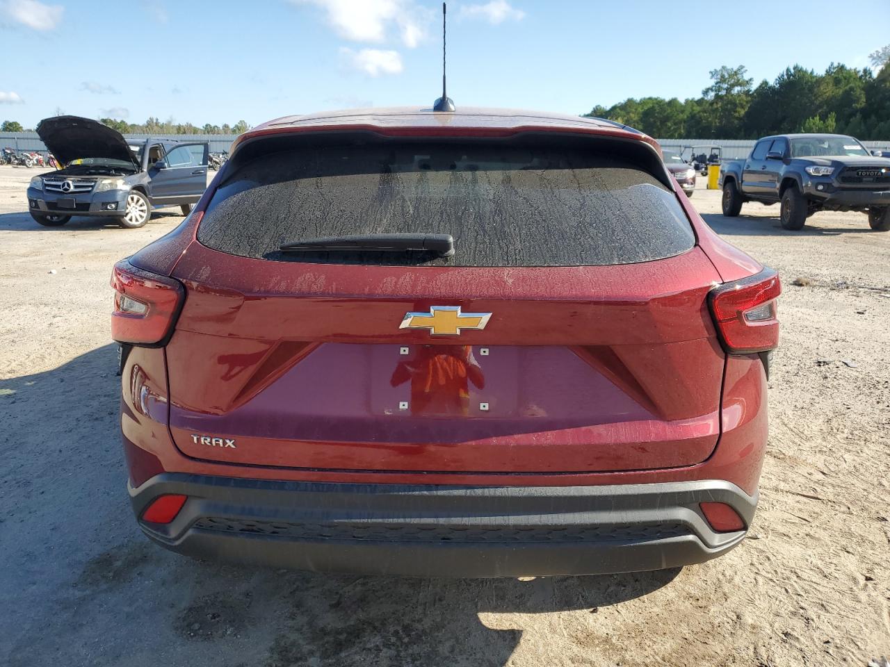 2025 Chevrolet Trax Ls VIN: KL77LFEP1SC222365 Lot: 80314915