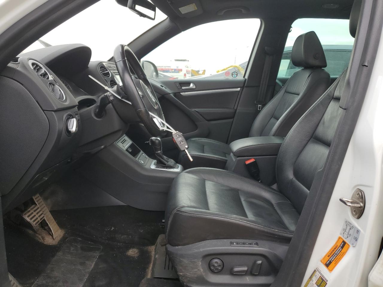 2016 Volkswagen Tiguan Comfortline VIN: WVGJV7AX9GW069007 Lot: 84021415