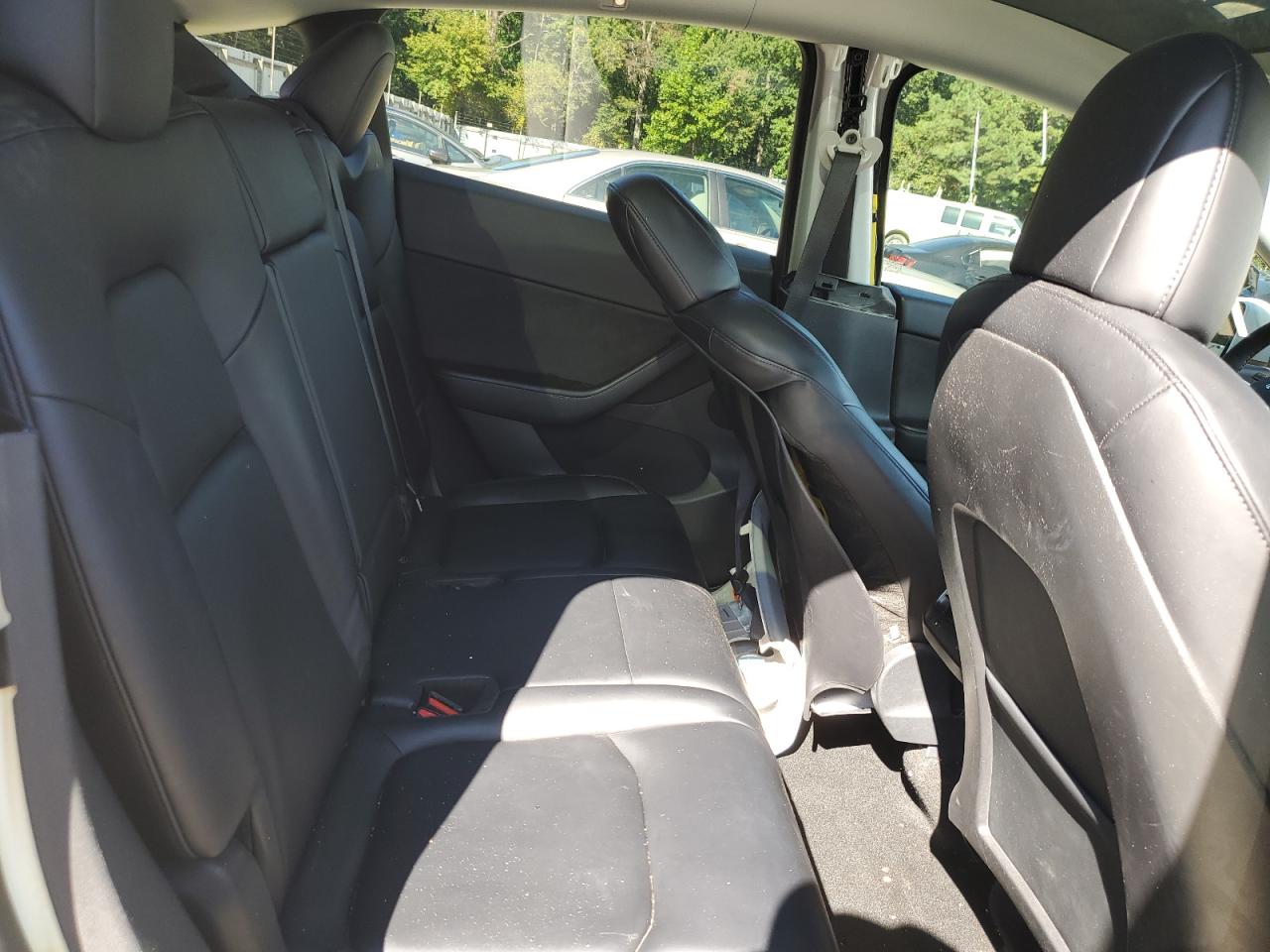 2021 Tesla Model Y VIN: 5YJYGAEEXMF255268 Lot: 72024495