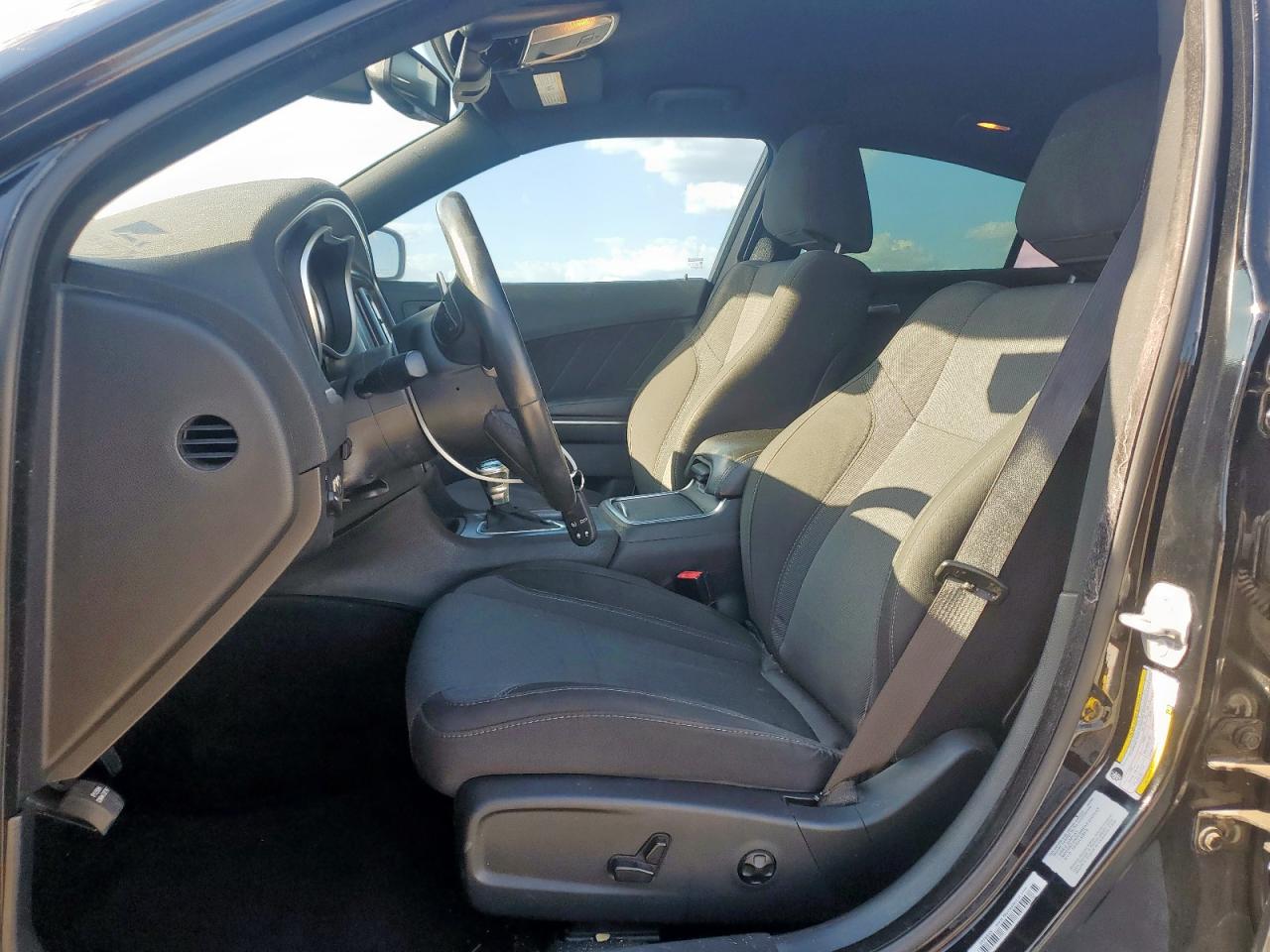 2015 Dodge Charger R/T VIN: 2C3CDXCT2FH915215 Lot: 81803005