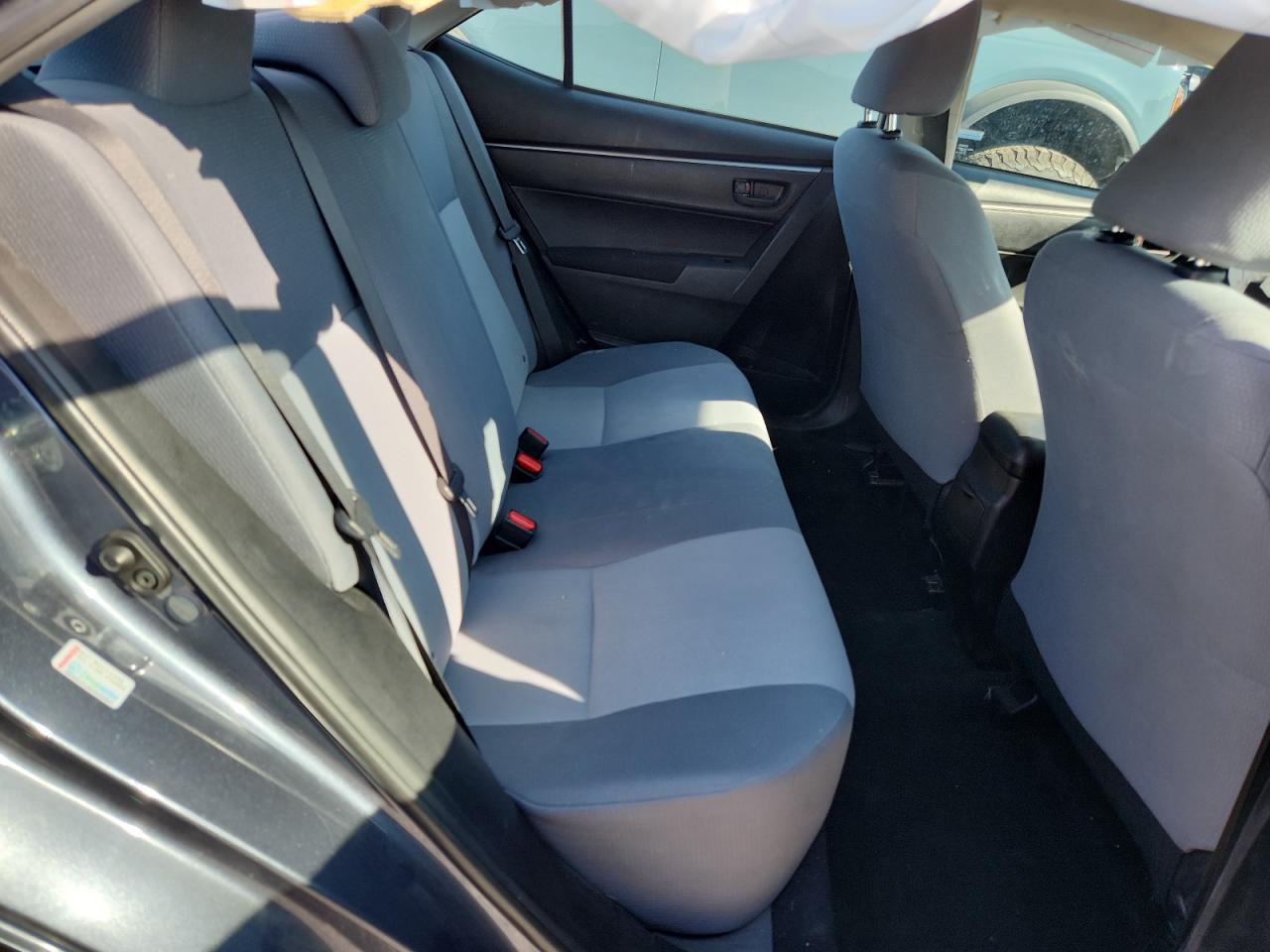 2014 Toyota Corolla L VIN: 5YFBURHE4EP167380 Lot: 72103235