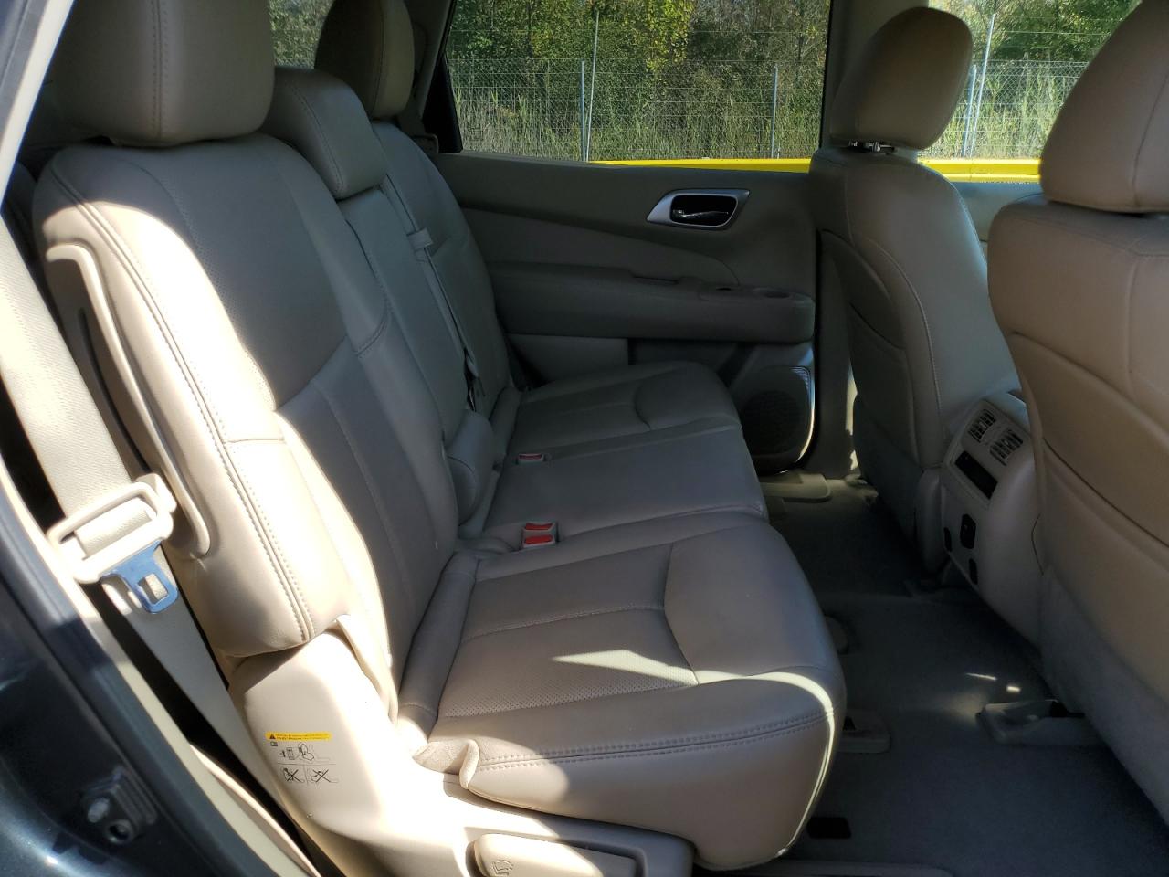 2014 Nissan Pathfinder S VIN: 5N1AR2MM3EC646900 Lot: 84413105