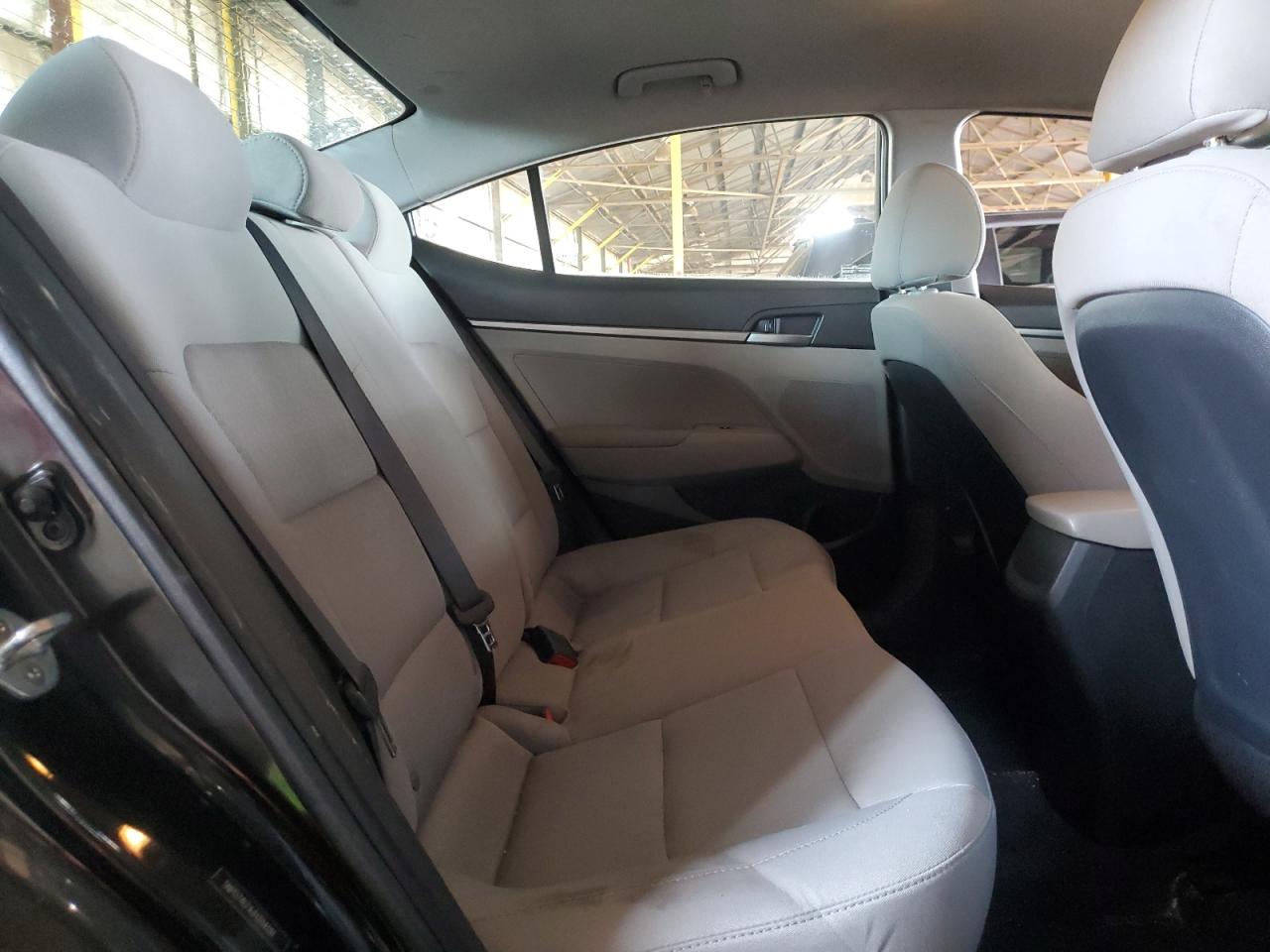 2018 Hyundai Elantra Se VIN: 5NPD74LFXJH284181 Lot: 71685265